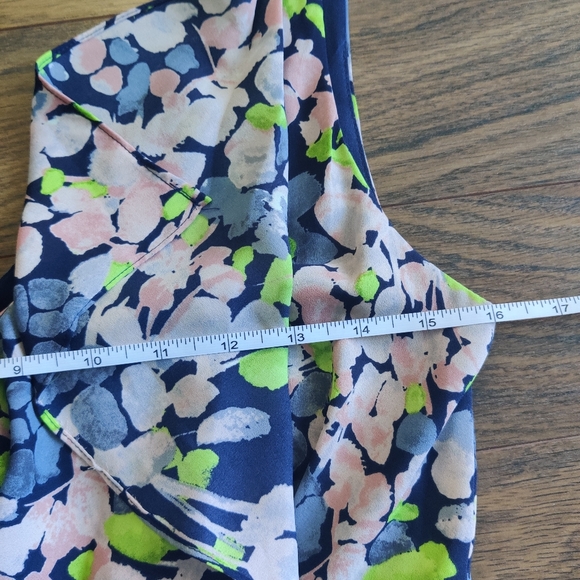 *BCBGMAXAZRIA Jessica Floral-Print Handkerchief Dress – 2 - Picture 8 of 9